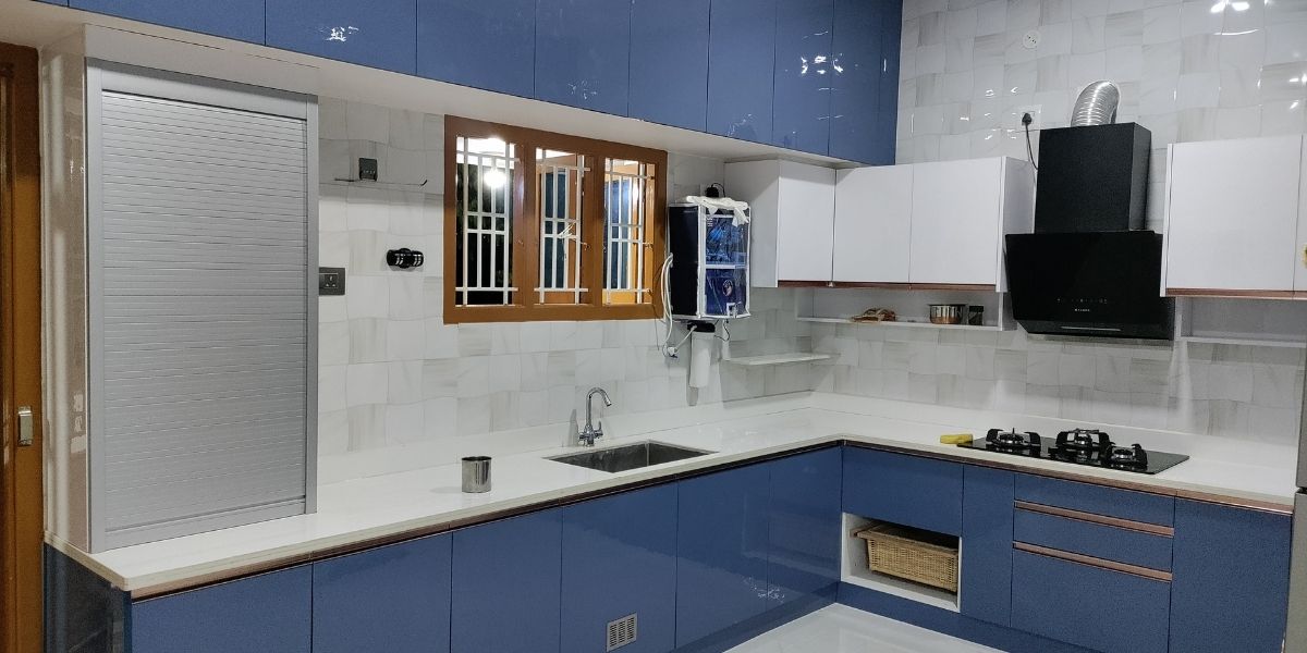 Kitchen Interior 34